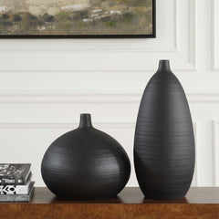 Bower Black Vases Set/2