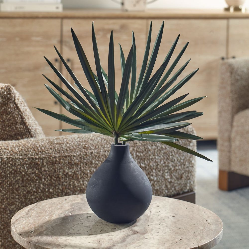 Axis Palm Accent