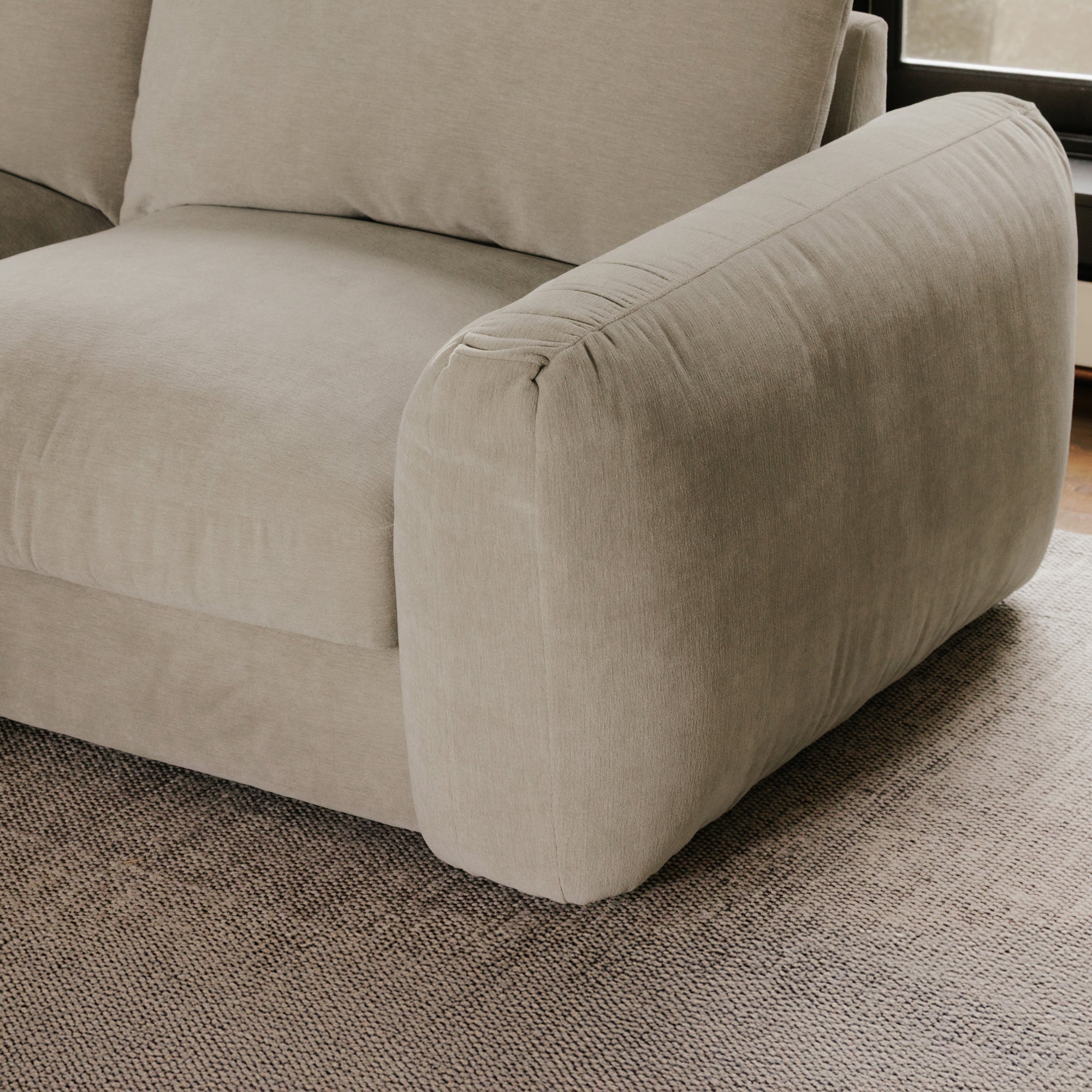 Berga Sectional Left Pebble